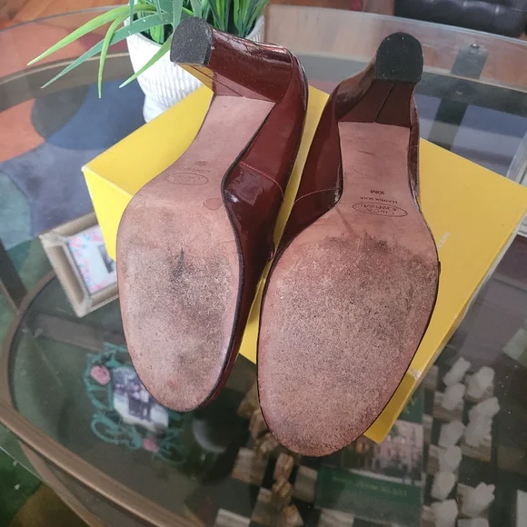 Joan & David Burgundy/Brick Red Patent Leather Shoes - Medium Heels - Picture 3 of 5